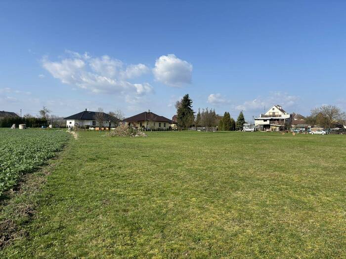 Prodej pozemku pro bydlení 2941 m² — Uničov