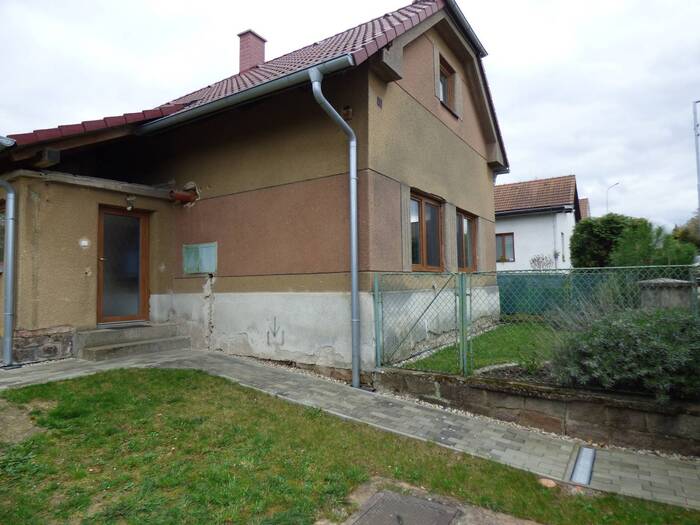 Prodej rodinného domu 80 m² — 112, Pardubice