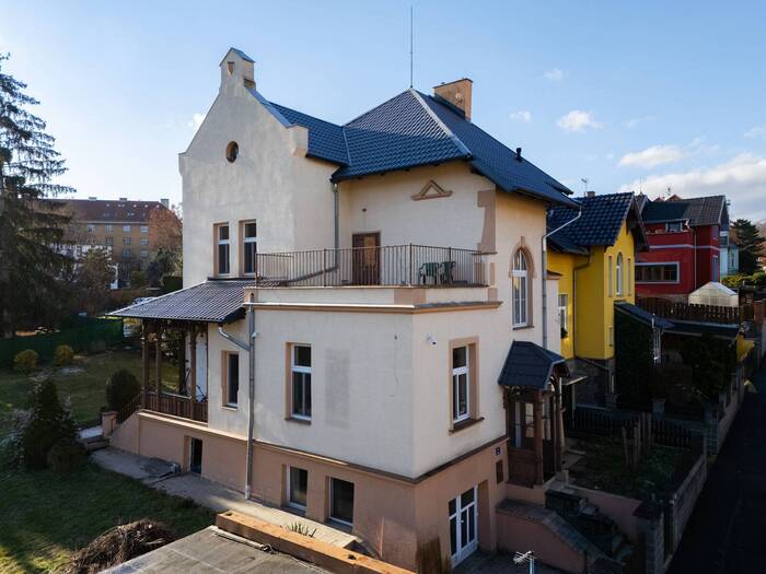 Prodej vily 355 m² — Brožíkova, Ústí nad Labem