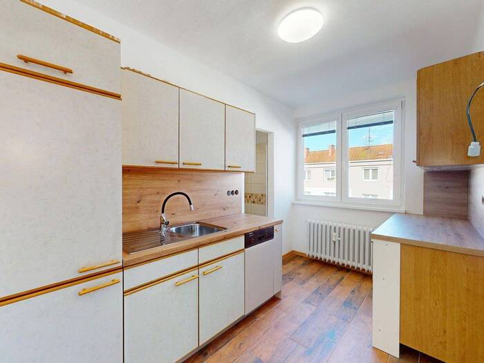 Prodej bytu 2+1, 57 m² — Krále Jiřího z Poděbrad, Strakonice