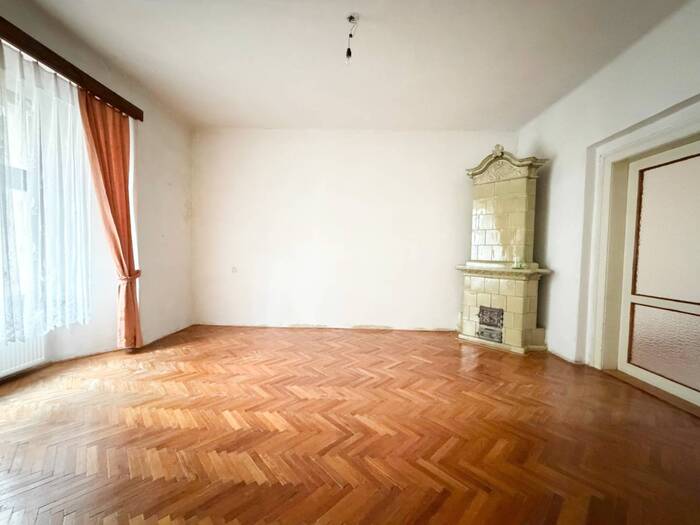 Prodej rodinného domu 200 m² — Legionářská, Chomutov