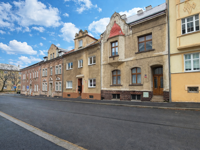 Prodej rodinného domu 200 m² — Legionářská, Chomutov
