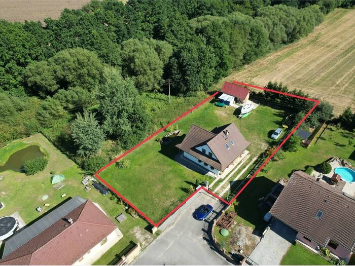 Prodej rodinného domu 145 m², pozemek 1 434 m² — 85, České Budějovice