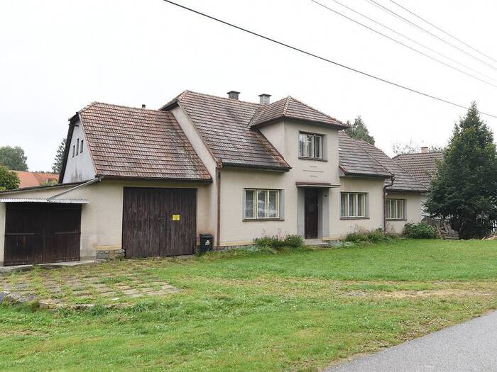 Prodej rodinného domu 144 m² — Jindřichův Hradec, Kostelní Radouň