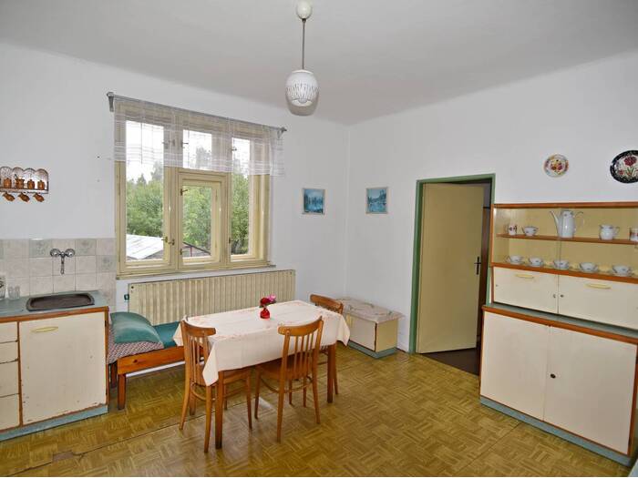 Prodej rodinného domu 144 m² — Jindřichův Hradec, Kostelní Radouň