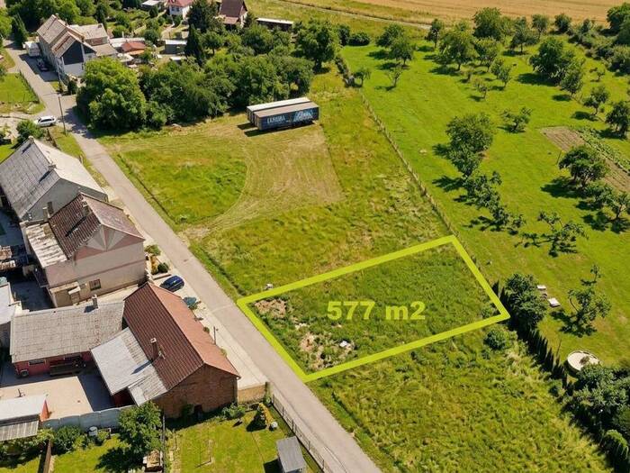Prodej pozemku pro bydlení 577 m² — Lazníky, Olomoucký kraj