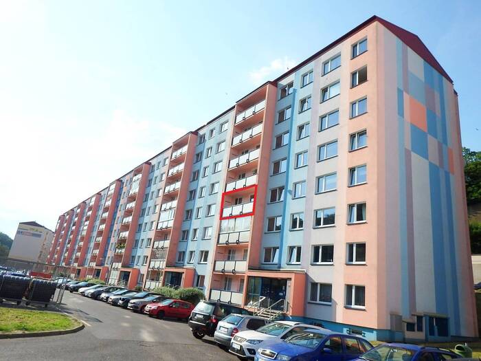 Prodej bytu 3+1, 73 m² — Pražská, Teplice