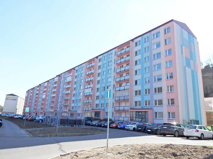Prodej bytu 3+1, 73 m² — Pražská, Teplice