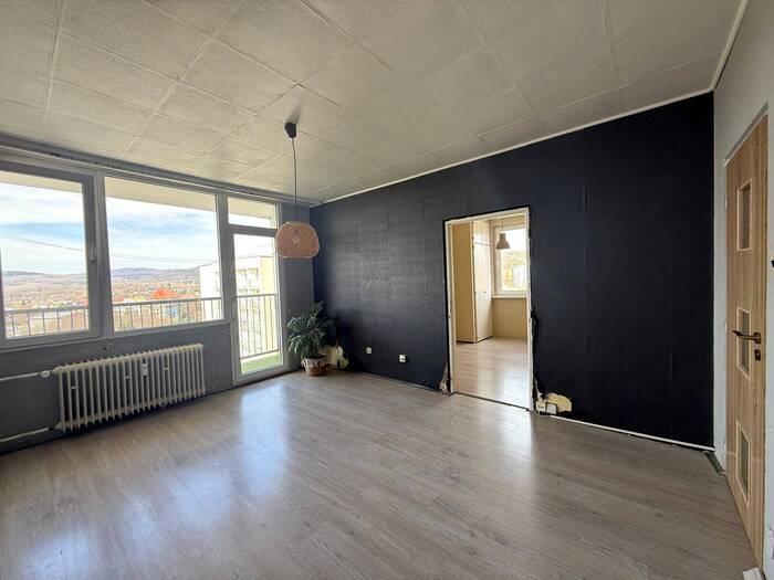 Prodej bytu 2+1, 56 m² — Bezručova, Chomutov