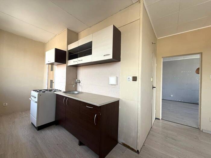 Prodej bytu 2+1, 56 m² — Bezručova, Chomutov