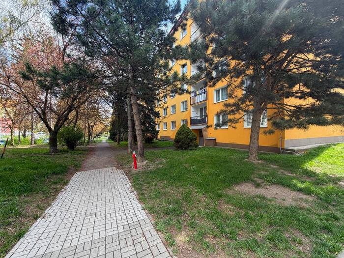 Prodej bytu 1+1, 36 m² — Kyjická, Chomutov