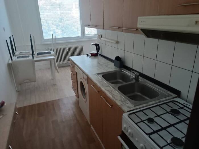 Pronájem bytu 2+1, 55 m² — Bezručova, Chomutov