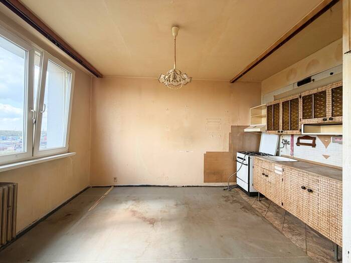 Prodej bytu 1+1, 35 m² — Jirkovská, Chomutov