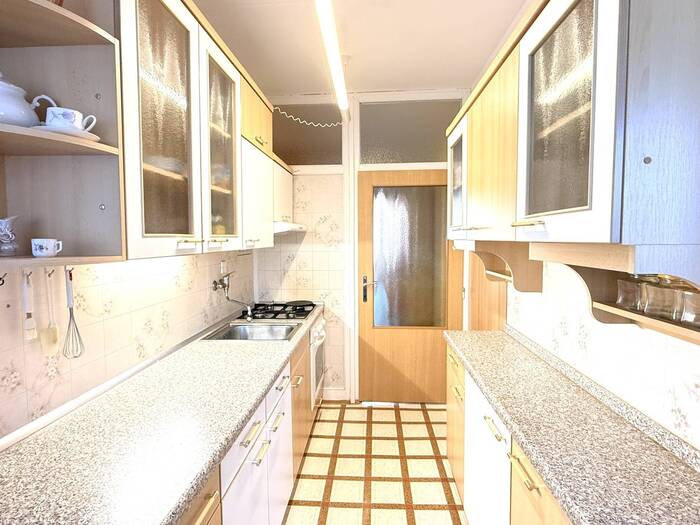 Prodej bytu 3+1, 68 m² — Zahradní, Chomutov