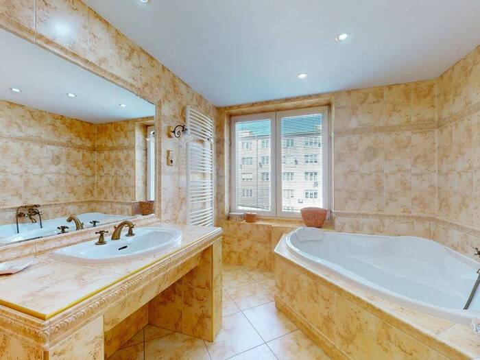 Prodej bytu 2+kk, 50 m² — Julia Fučíka, Most