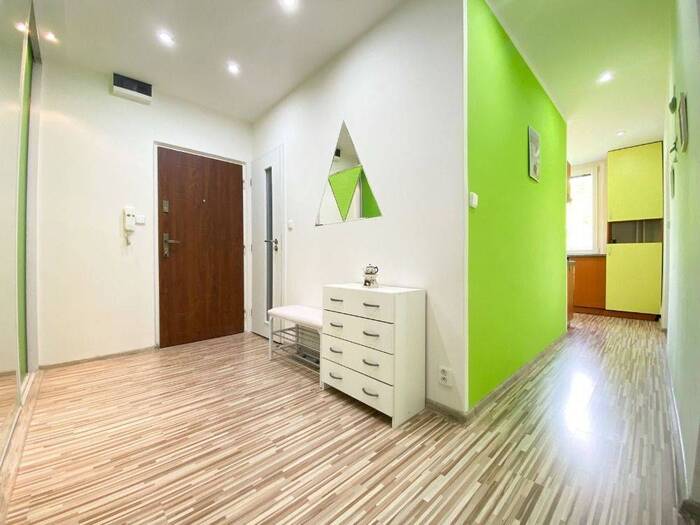 Pronájem bytu 2+1, 62 m² — 17. listopadu, Chomutov
