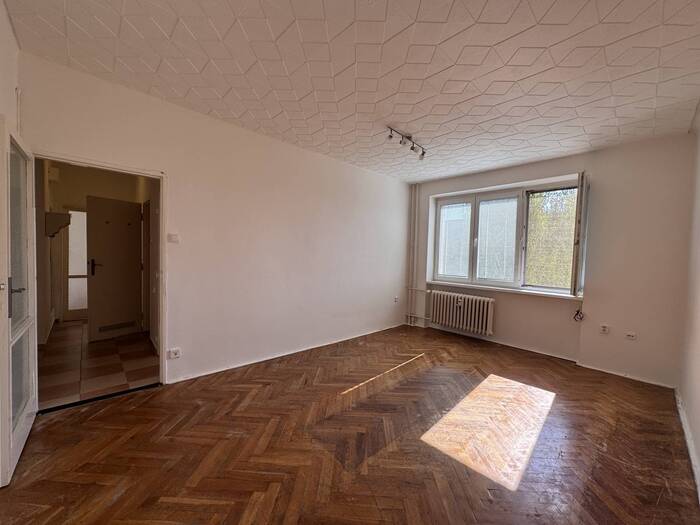 Pronájem bytu 2+1, 54 m² — Hájkova, Louny