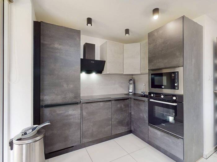 Prodej rodinného domu 245 m² — Na Zahradách, České Budějovice