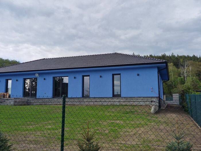 Pronájem rodinného domu 247 m², pozemek 743 m² — 96, Chomutov
