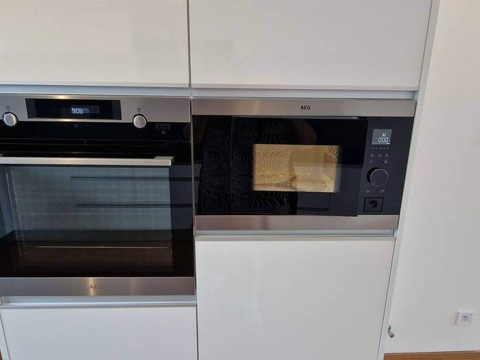 Pronájem rodinného domu 247 m², pozemek 743 m² — 96, Chomutov