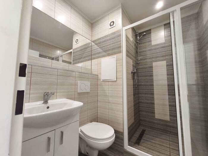 Prodej bytu 1+kk, 25 m² — Na Vyhlídce, Český Krumlov