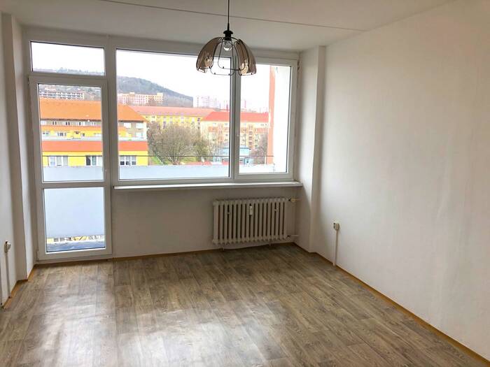 Pronájem bytu 3+1, 75 m² — M. G. Dobnera, Most