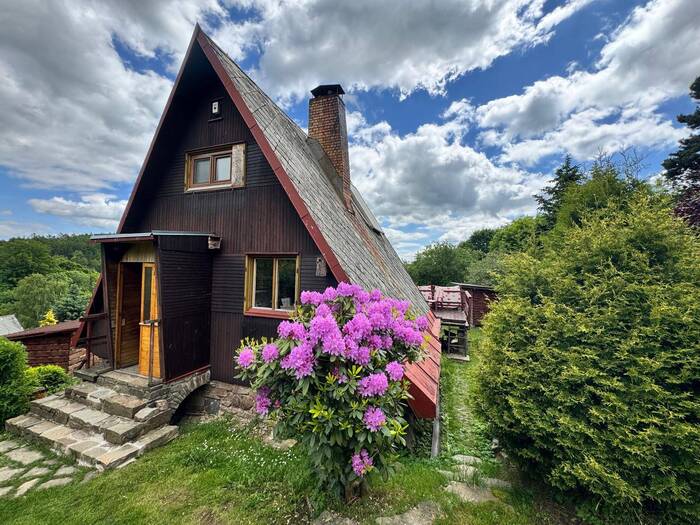 Prodej chaty 60 m², pozemek 840 m² — 13, Chomutov