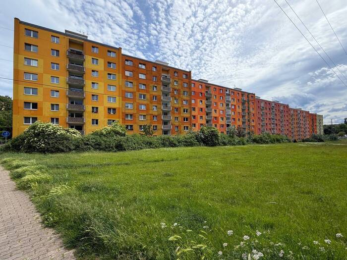 Prodej bytu 4+1, 81 m² — Dlouhá, Chomutov