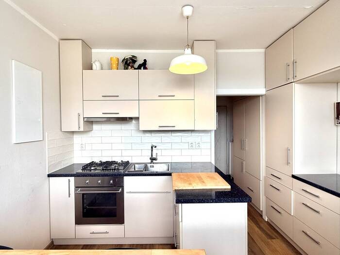 Prodej bytu 1+1, 35 m² — Golovinova, Chomutov