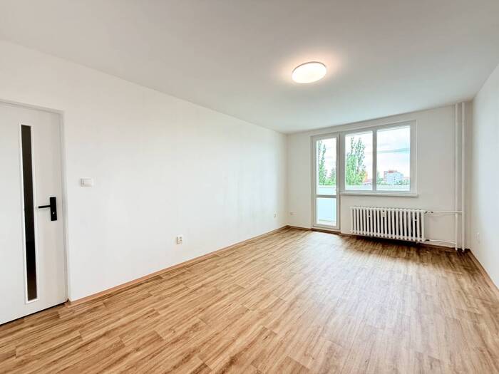 Pronájem bytu 2+1, 52 m² — Marie Pujmanové, Chomutov