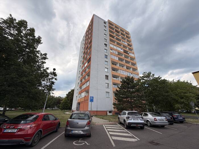 Pronájem bytu 3+kk, 63 m² — Seifertova, Chomutov