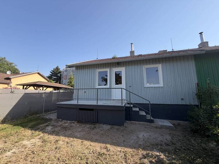 Pronájem rodinného domu 59 m², pozemek 433 m² — Kosmonautů, Chomutov