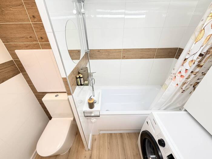 Pronájem bytu 2+1, 62 m² — Dřínovská, Chomutov