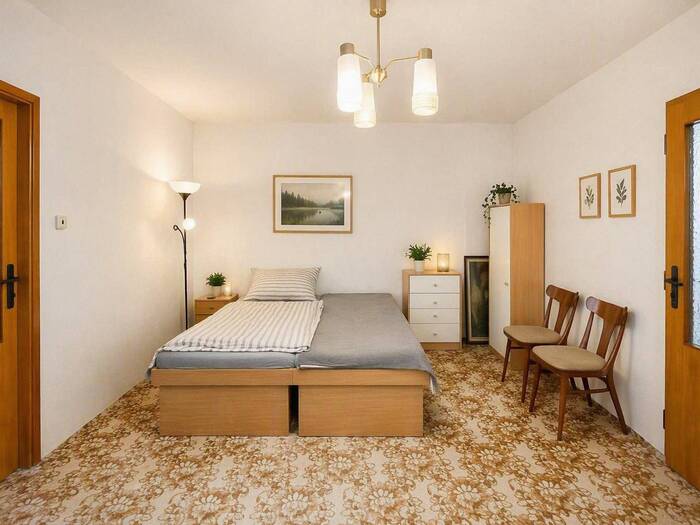 Prodej rodinného domu 175 m², pozemek 1 073 m² — 124, Hradec Králové