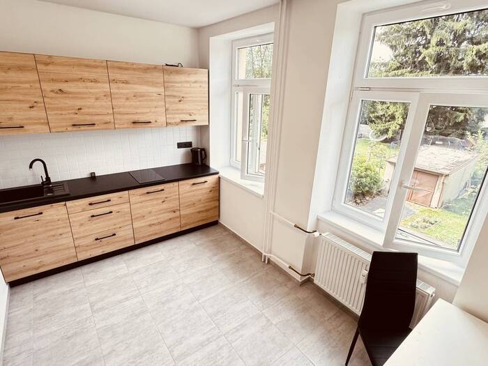 Pronájem bytu 1+1, 40 m² — Heydukova, České Budějovice