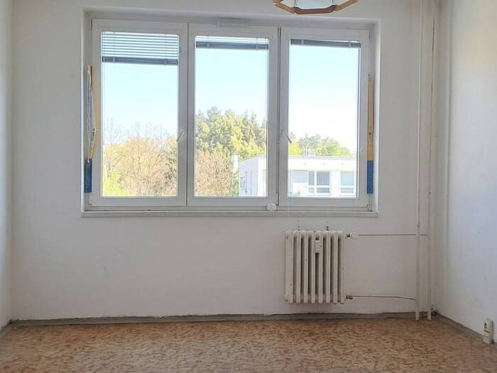 Prodej bytu 1+kk, 29 m² — Praha 12, Modřany