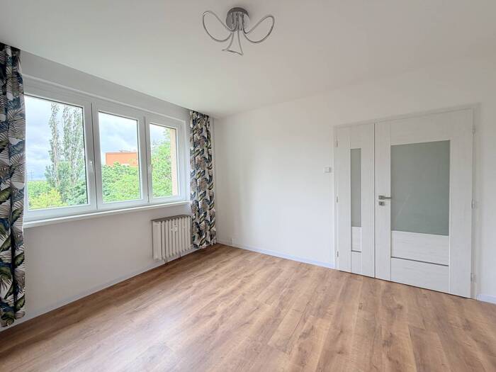 Pronájem bytu 2+1, 52 m² — Blatenská, Chomutov