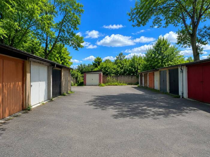Pronájem garáže 20 m² — Dostojevského, Chomutov