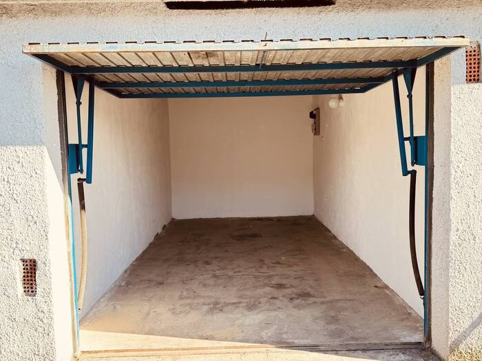 Pronájem garáže 15 m² — České Budějovice, Jihočeský kraj