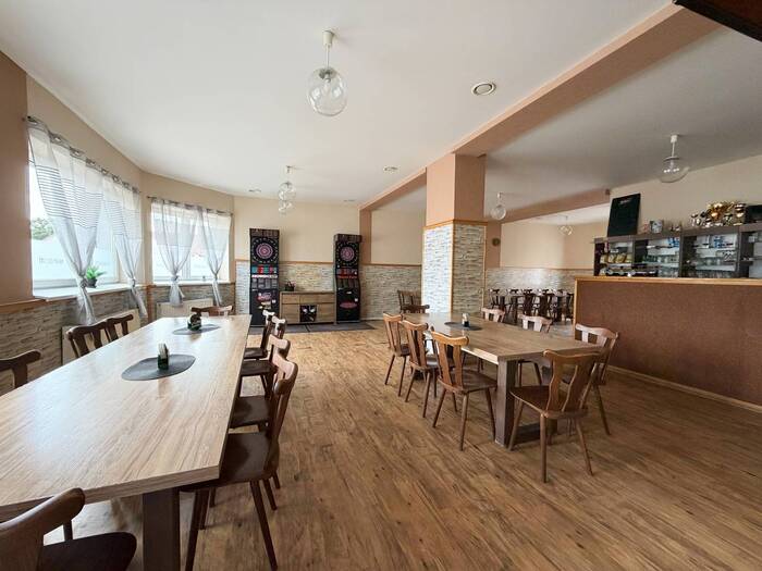 Prodej restaurace 180 m² — Valovská, Louny