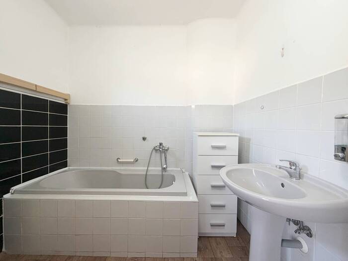 Pronájem rodinného domu 99 m², pozemek 174 m² — Uzounká, Most