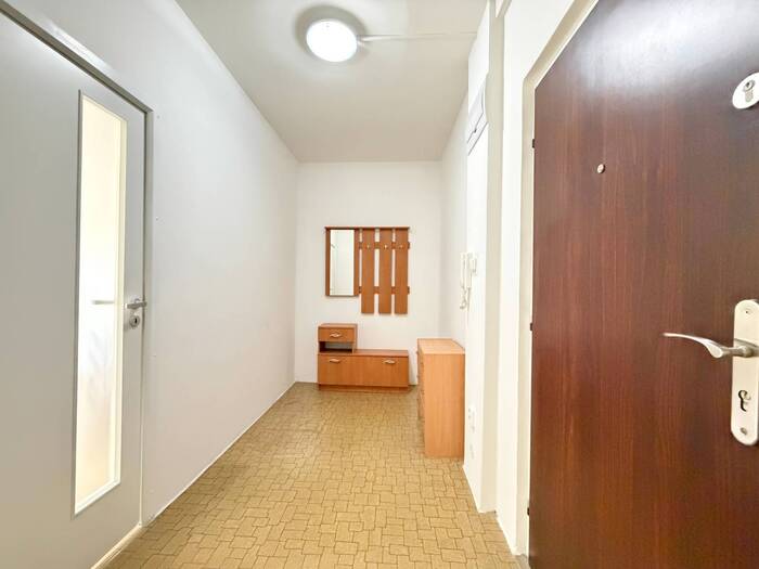 Prodej bytu 2+1, 61 m² — Družstevní, Klášterec nad Ohří, Ústecký kraj