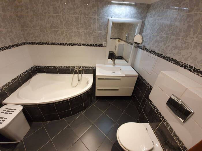Pronájem bytu 2+kk, 66 m² — Čechova, Chomutov