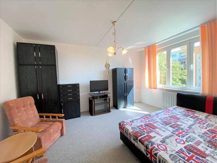 Pronájem bytu 1+1, 36 m² — Kamenná, 407887