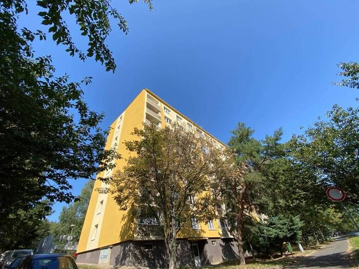 Pronájem bytu 1+1, 36 m² — Kamenná, 407887