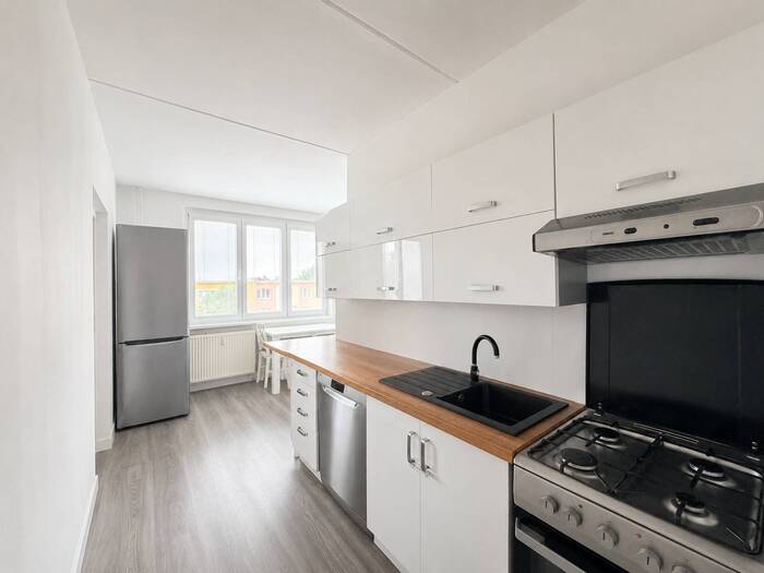 Prodej bytu 4+1, 69 m² — Hornická, Chomutov