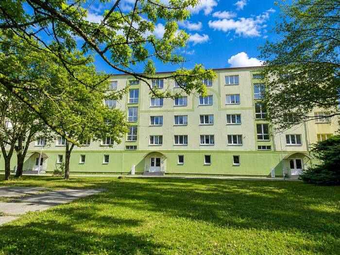 Pronájem bytu 2+1, 56 m² — Blatenská, Chomutov