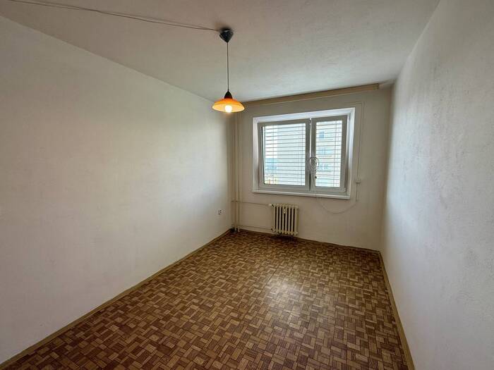 Prodej bytu 2+kk, 40 m² — Šrámkova, Ústí nad Labem