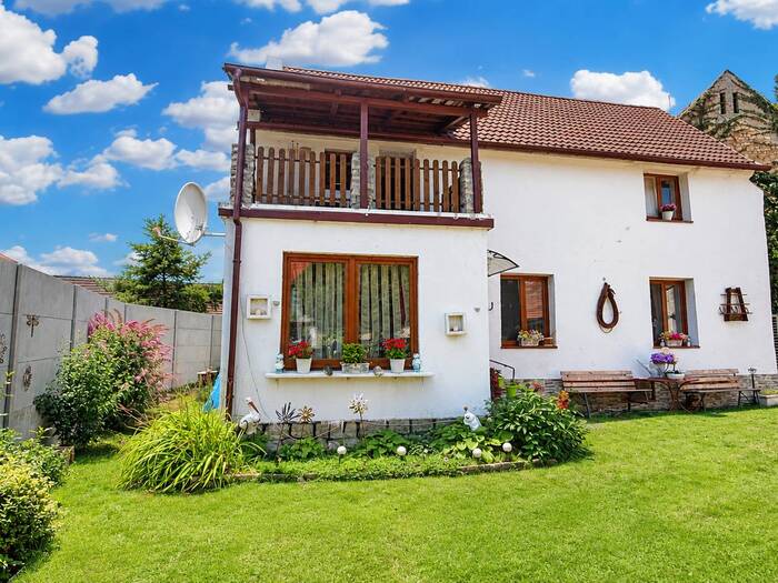 Prodej pozemku 190 m² — 15, Louny