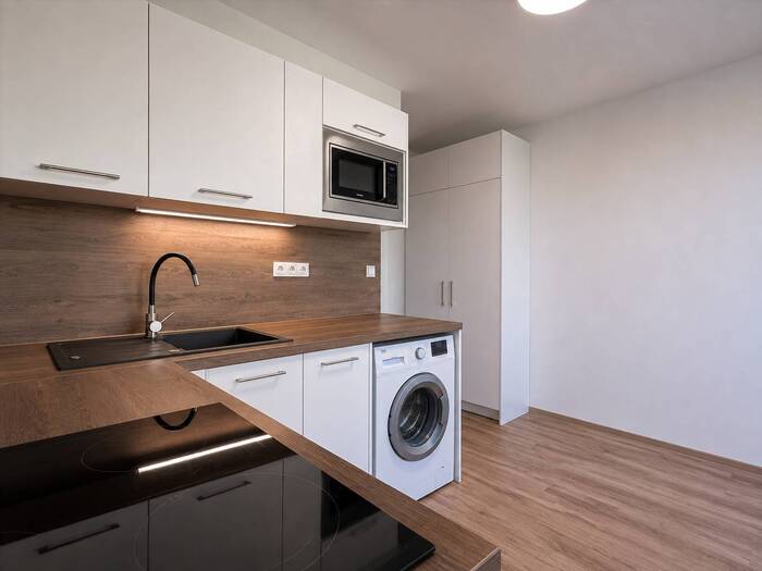 Pronájem bytu 1+1, 35 m² — Kostnická, Chomutov